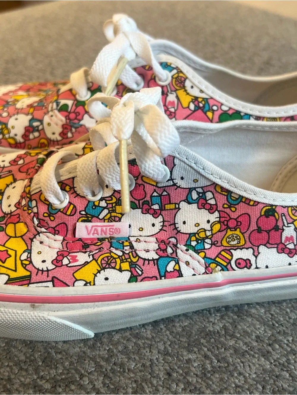 Vans Kids Pink Hello Kitty Pattern Lace-Up Sneakers